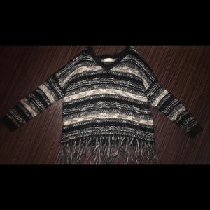 Altar’d State Fringe V-neck sweater M